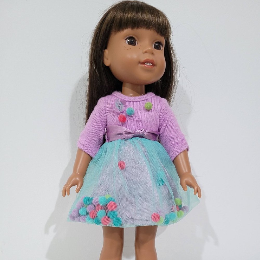 American Girl Doll Wellie Wisher Ashlyn with Five Outfits